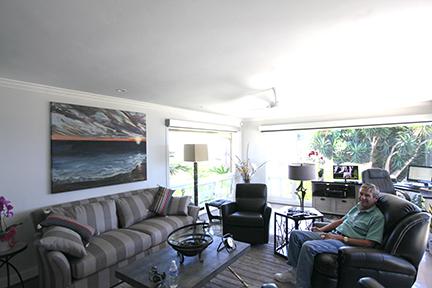 Ocean painting in home